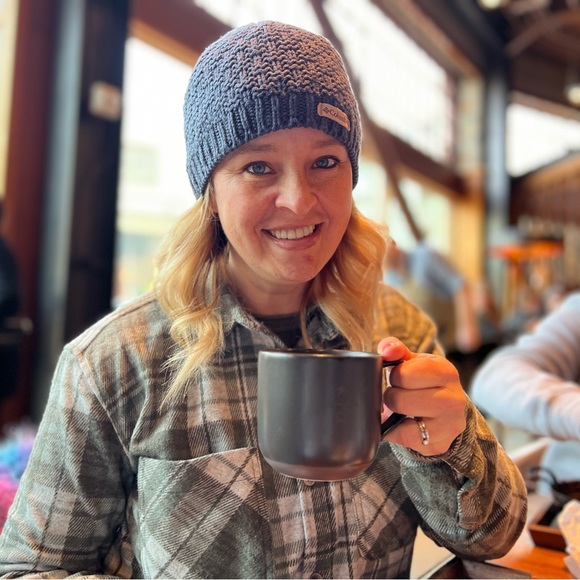 Meet your Posher, Jessica - Picture 1 of 1